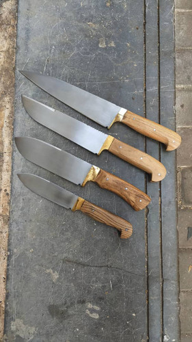 ست چاقو آشپزخانه با کیفیت زنحانی جنس تیغه فولاد فنر مات جنس قبضه برنجی جنس دسته چوب نارون